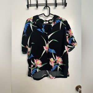 Tropical Blouse from Levi’s. Excellent Condition, size : S.